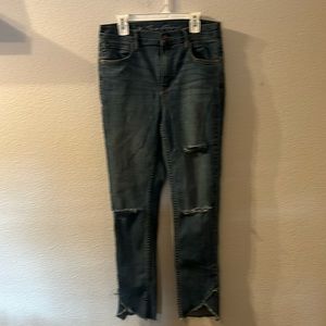 We The Free distressed jeans size 28
